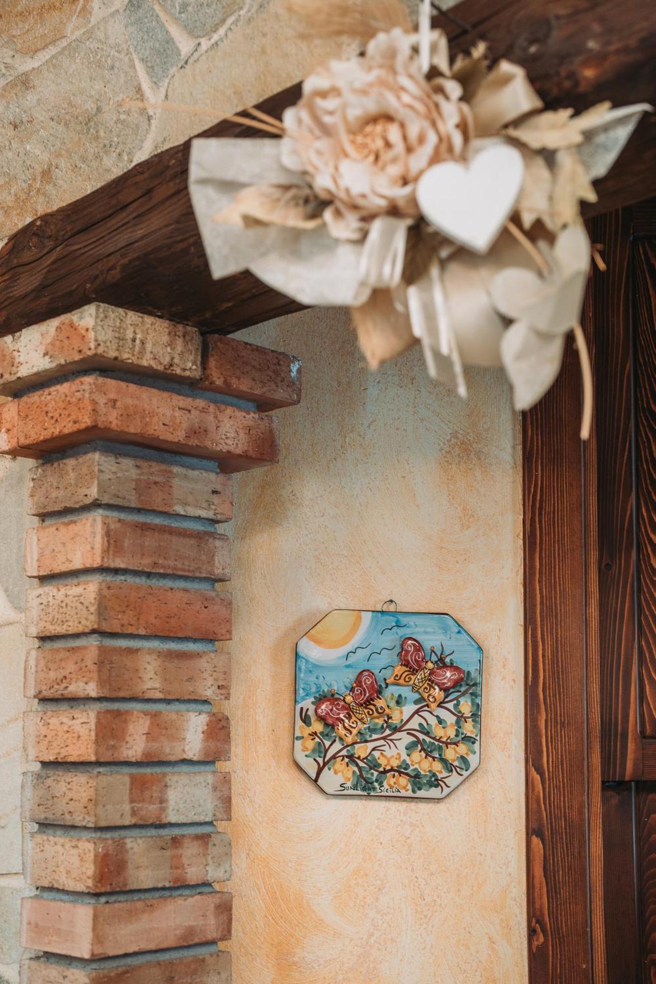 La Dolce Vita Regalbuto Exterior photo